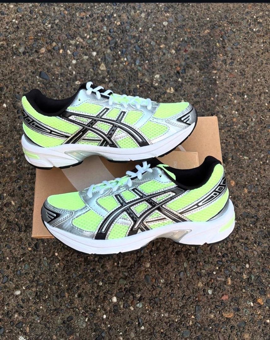 534e7ed3-c580-4222-a7de-ef76517692ba-2 asics gel kayano 14